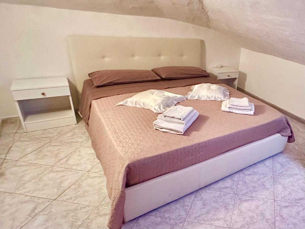 The Quiet Mansard Apartamento Olbia Exterior foto